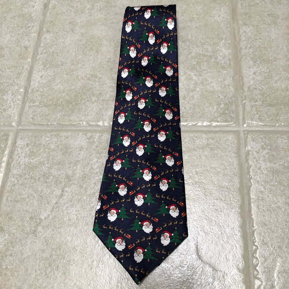 CHRISTMAS  TIE  - CAPE COD SIlK TIE
